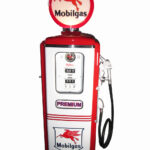 1950S MOBIL OIL TOKHEIM MODEL 39 GAS PUMP