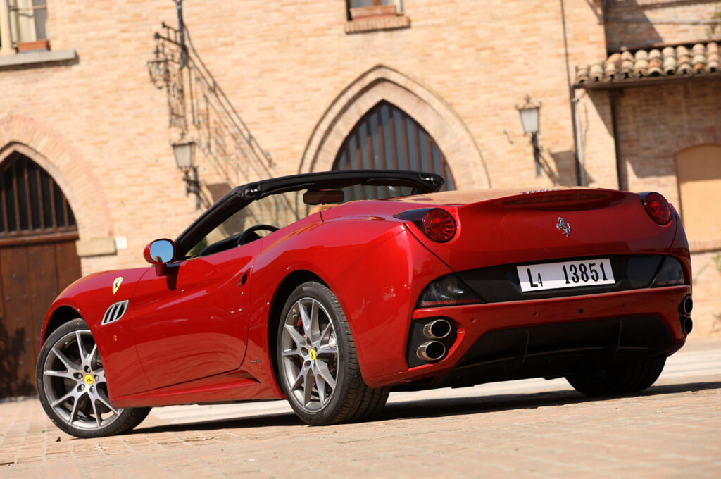 Ferrari To Debut New Twin turbo California In The Spring Autoblog