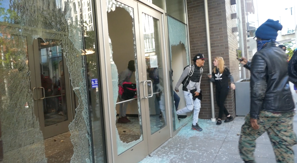 Peaceful Protest Turns Violent In Downtown Spokane May 31 2020 The 