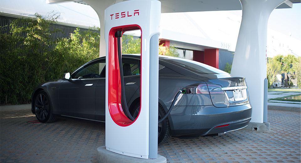 Tesla Sends Out don t Use Our Superchargers All The Time Letters 