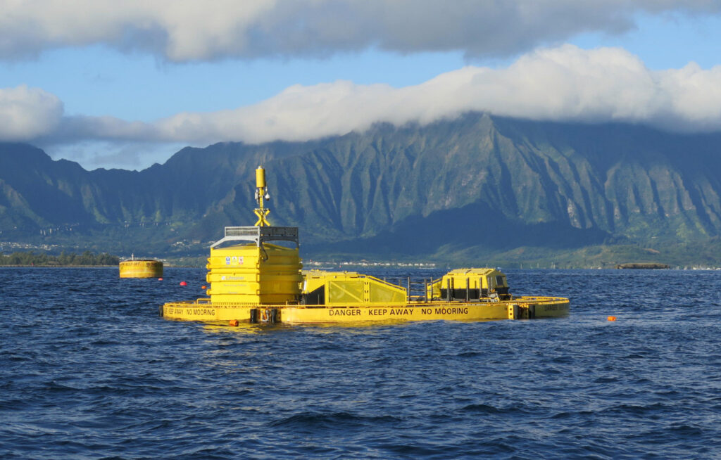 Wave powered Electricity Makes U S Debut In Hawaii CBS News