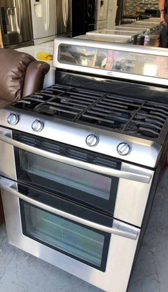 Whirlpool Gas Stove 420 5 Burnes For Sale In San Dimas CA OfferUp