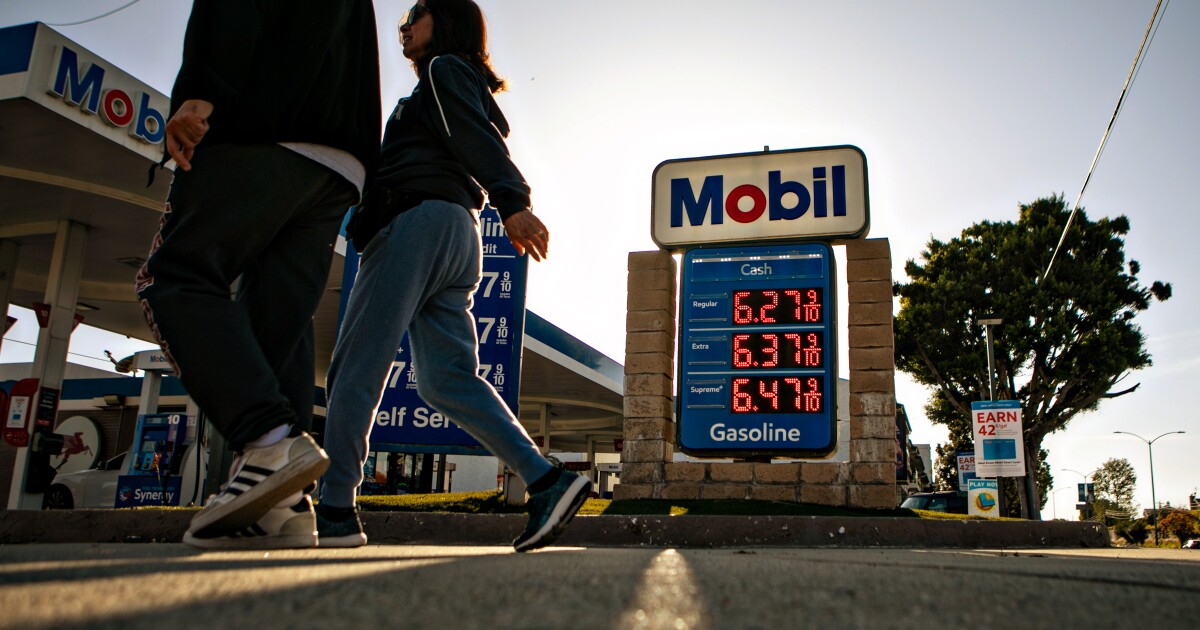 Should Both Rich And Poor Receive California Gas Tax Rebate Los 