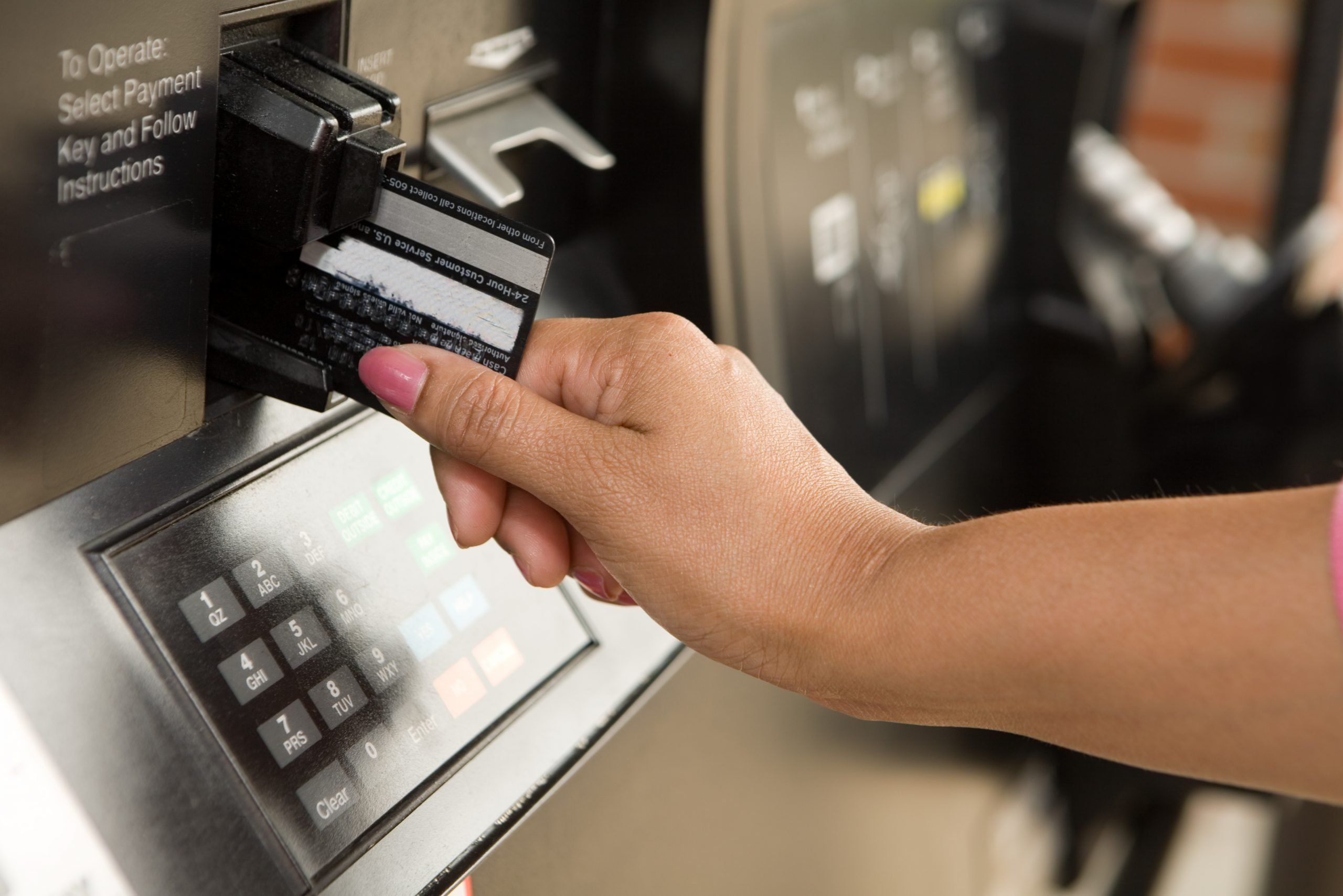 Why You Should Avoid Paying For Gas At The Pump Miles Credit Card 